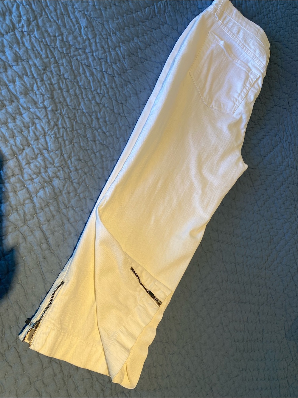 NYDJ White Denim Crop/Capri Jeans in Optic White